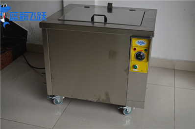 超声波清洗器：电子制造的清洁之选