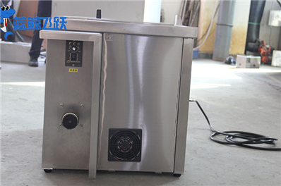 生态友好之选：超声波清洗器引领制造业的环保革新