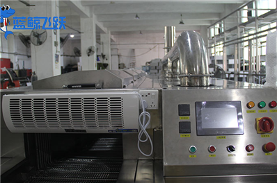 超声波清洗器引领工业清洁新时代：效率、智能、可持续发展的三重奏